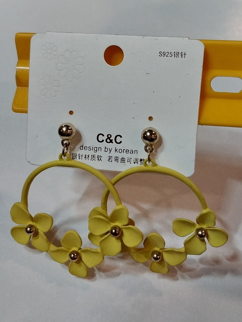 C & C gold tone and yellow flower hoop pierced dangle earrings